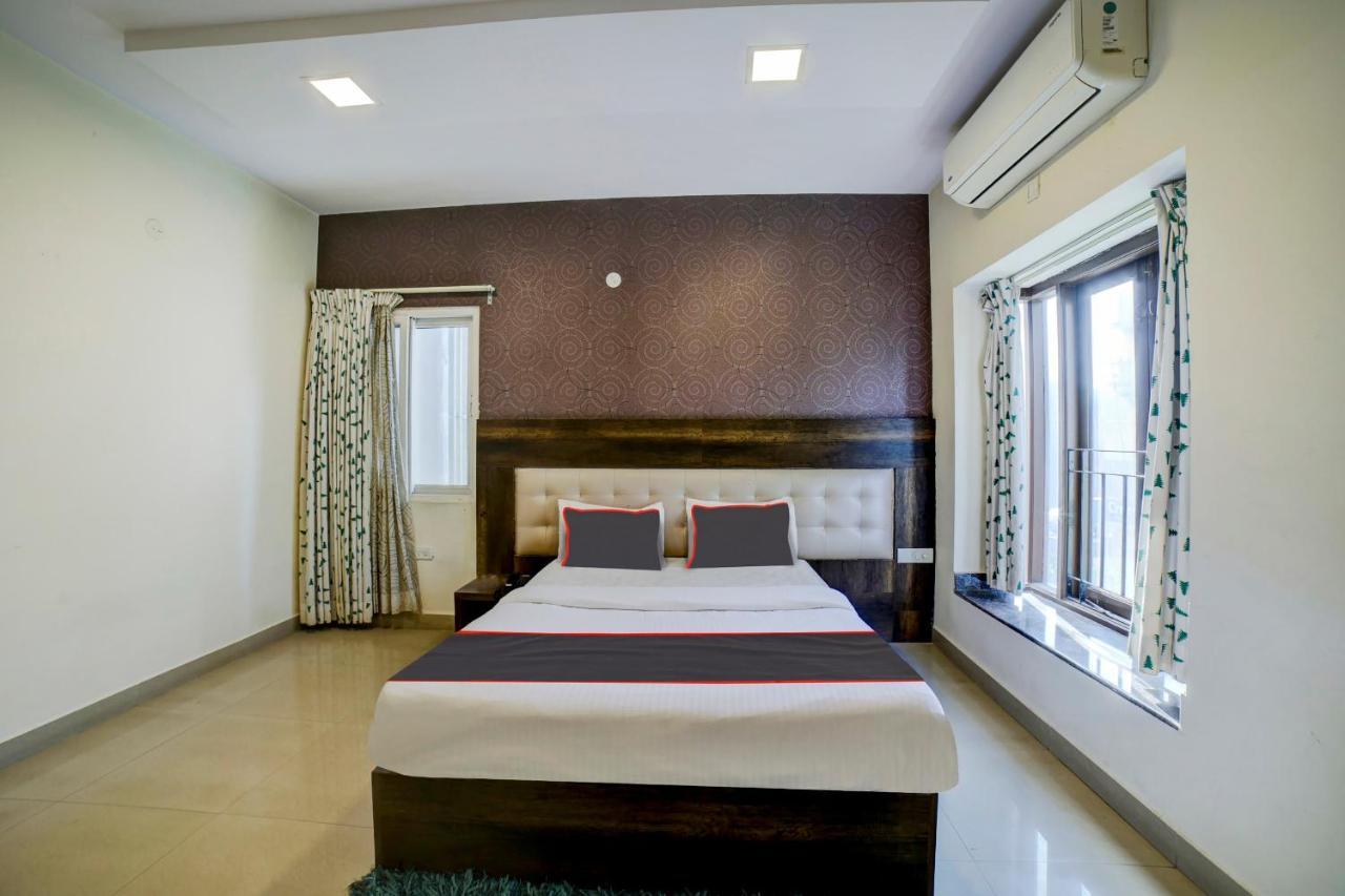Collection O New Royal Serenity Inn Bangalore Exterior foto