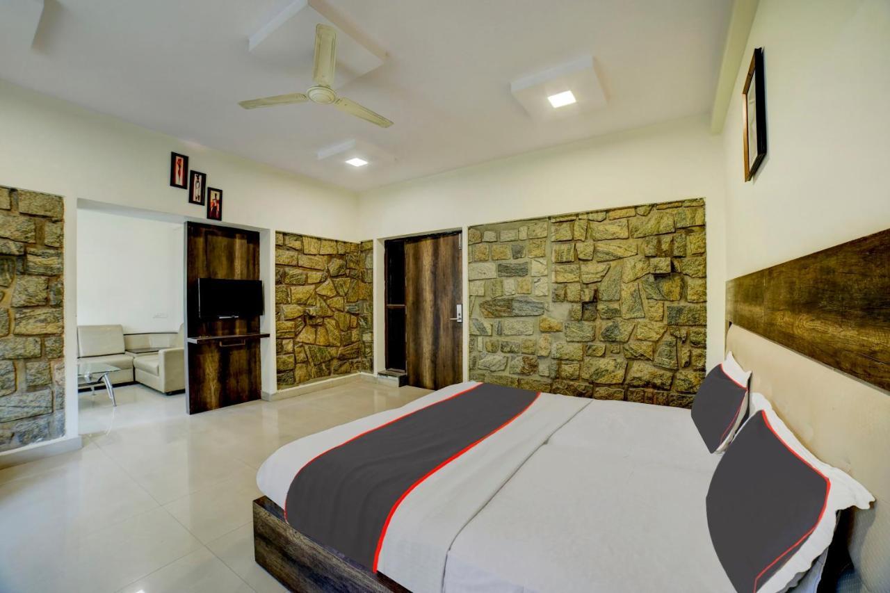 Collection O New Royal Serenity Inn Bangalore Exterior foto