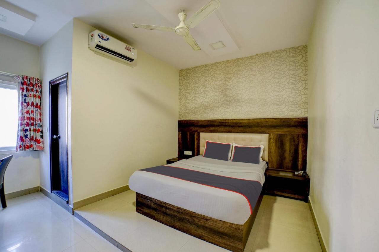 Collection O New Royal Serenity Inn Bangalore Exterior foto